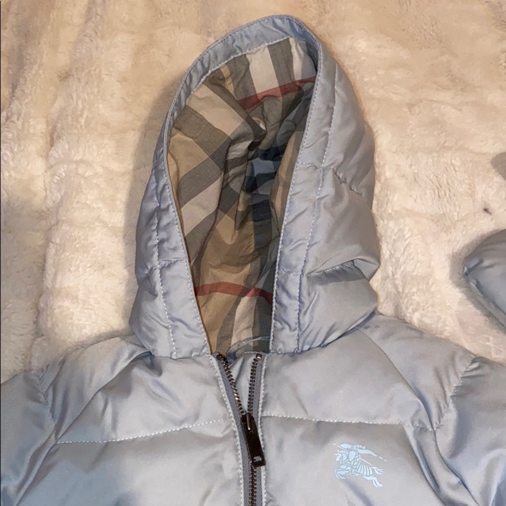 Burberry puffer jacket - Picture 2 of 4